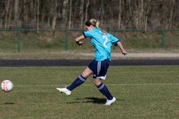 Bild 46 - Frauen TV Trappenkamp - TSV Gnutz : Ergebnis: 0:5